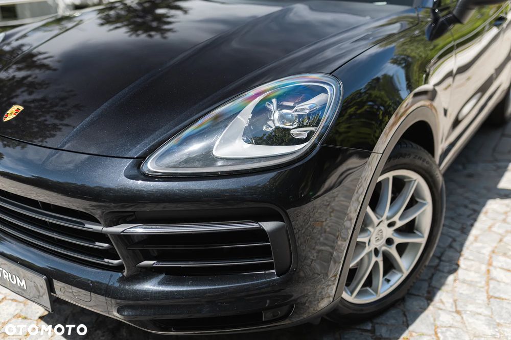 Porsche Cayenne Standard - 4