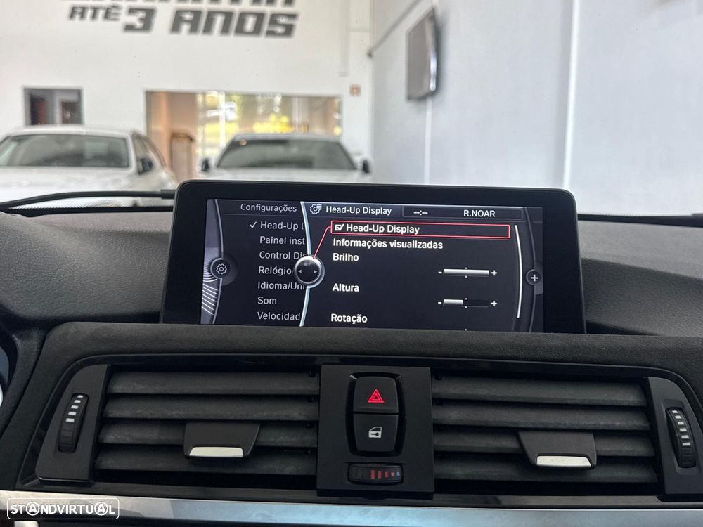 BMW 328 i Auto Pack M - 35