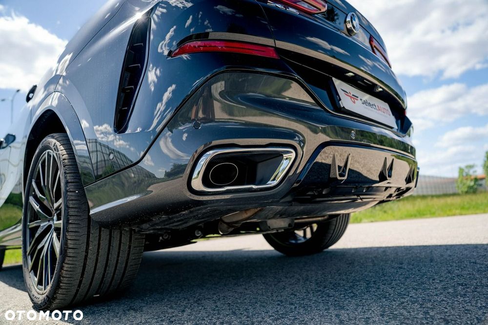 BMW X6 xDrive40i - 13