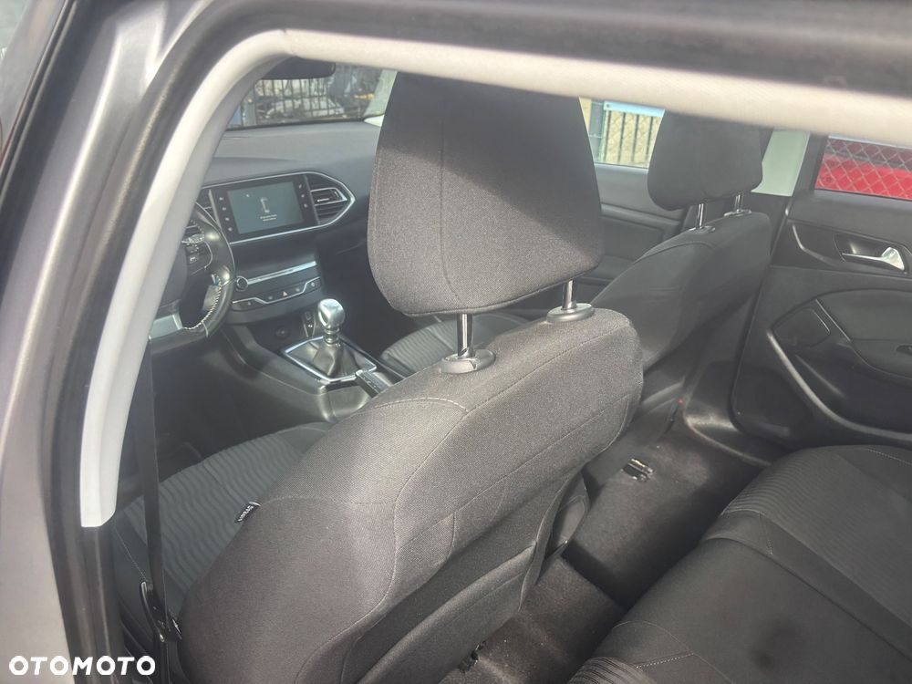 Peugeot 308 BlueHDi 120 Stop & Start Business-Line - 12