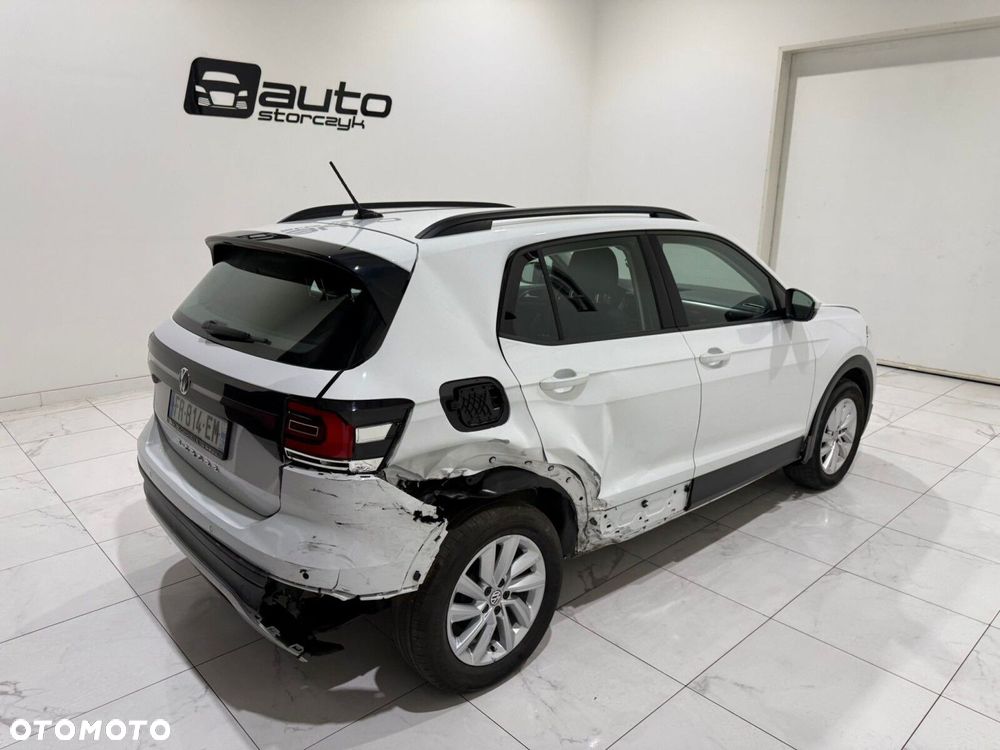 Volkswagen T-Cross - 13