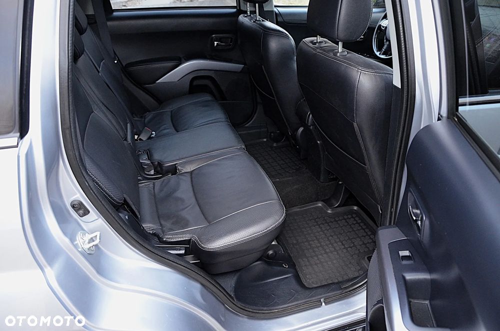 Citroën C-Crosser 2.2 HDi Exclusive DCS - 27