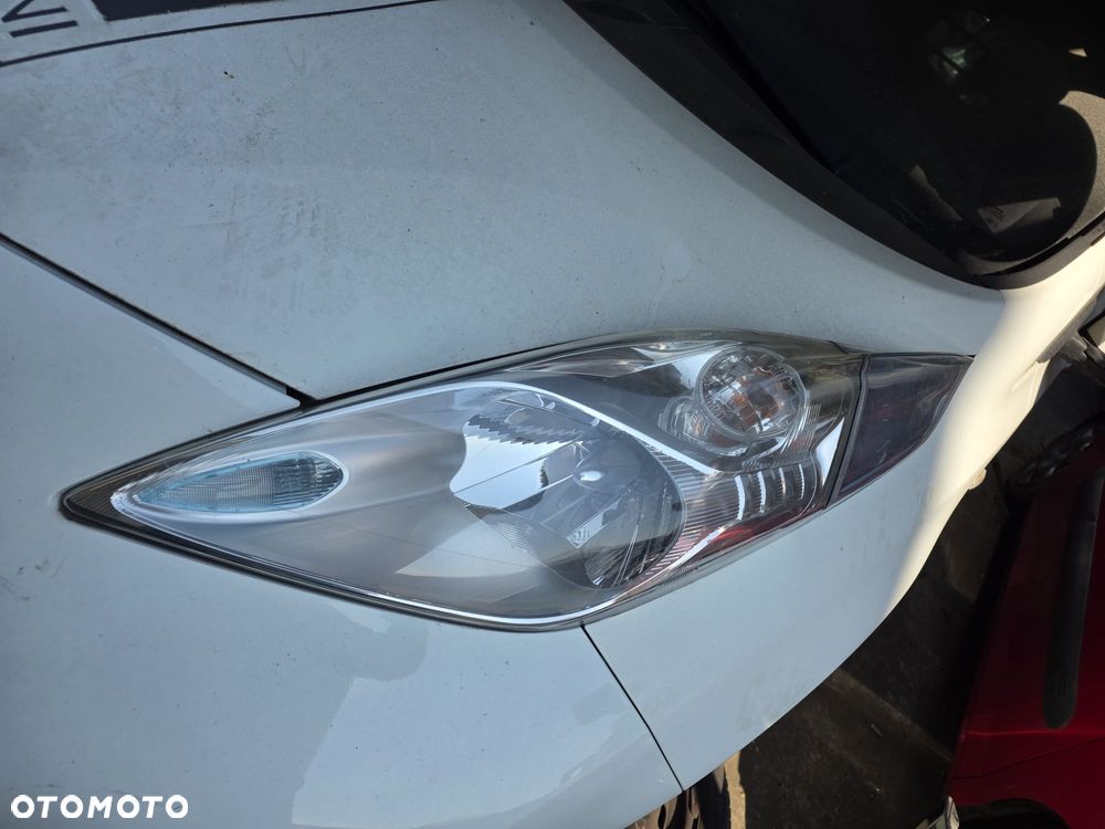 NISSAN LEAF I 16R 326G ZDERZAK MASKA BLOTNIK LAMPA CHLODNICE PAS PRZOD - 11