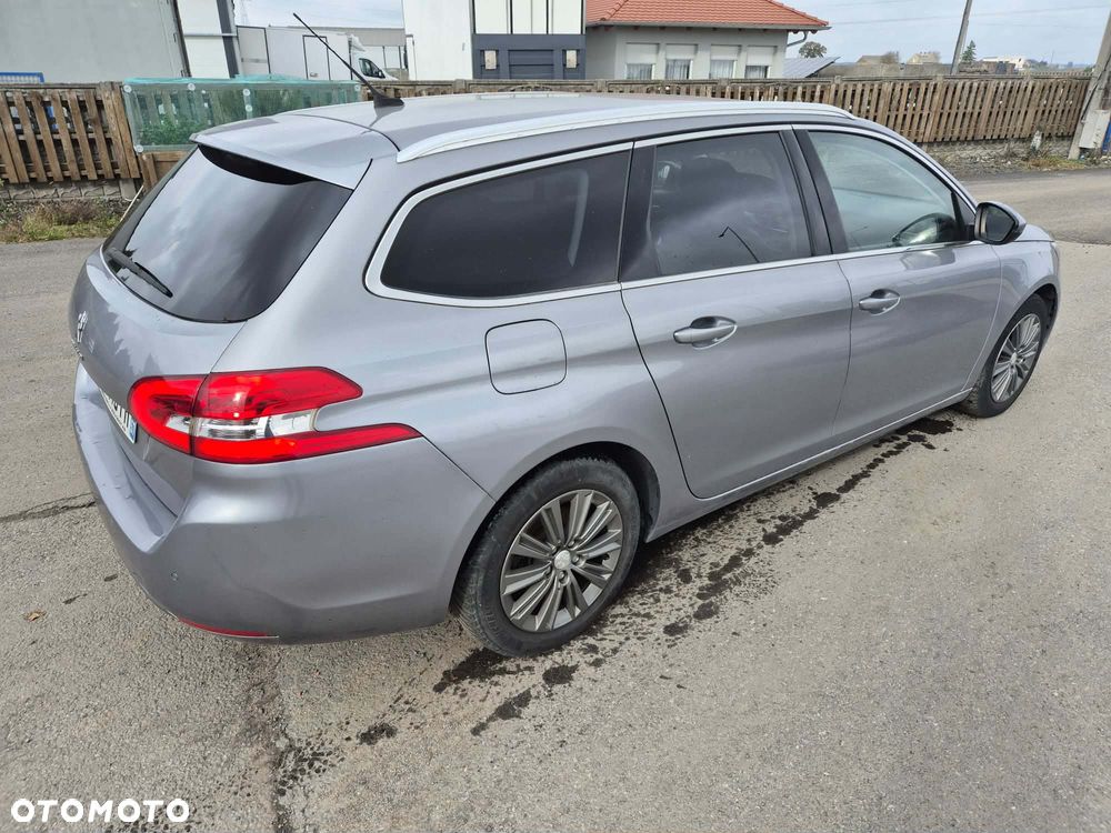 Peugeot 308 BlueHDi 120 EAT6 Stop & Start Active - 6