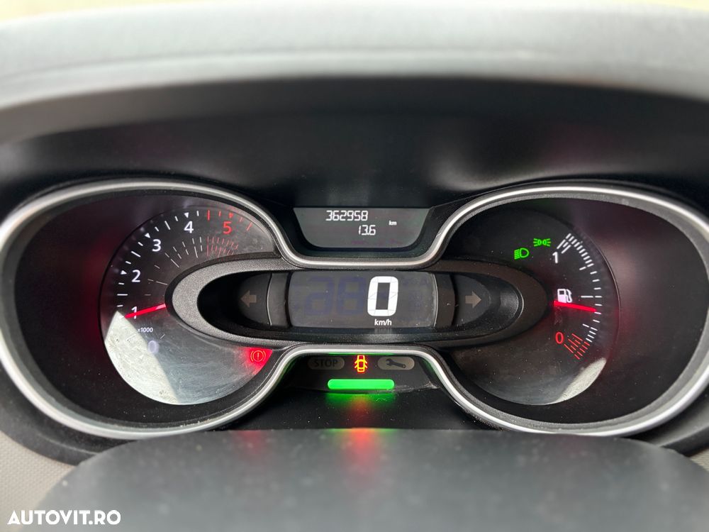 Renault Trafic - 9