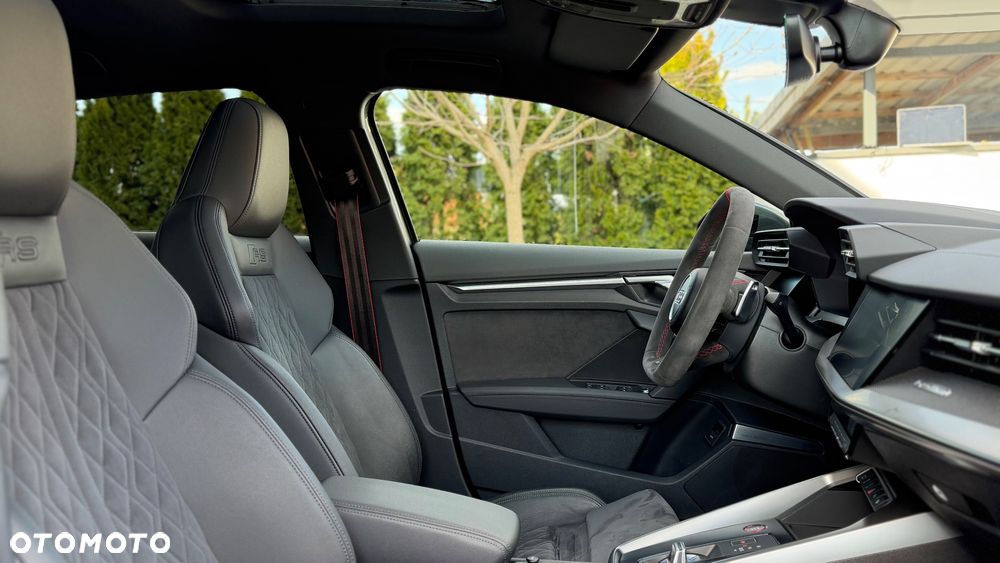 Audi RS3 Sportback - 32