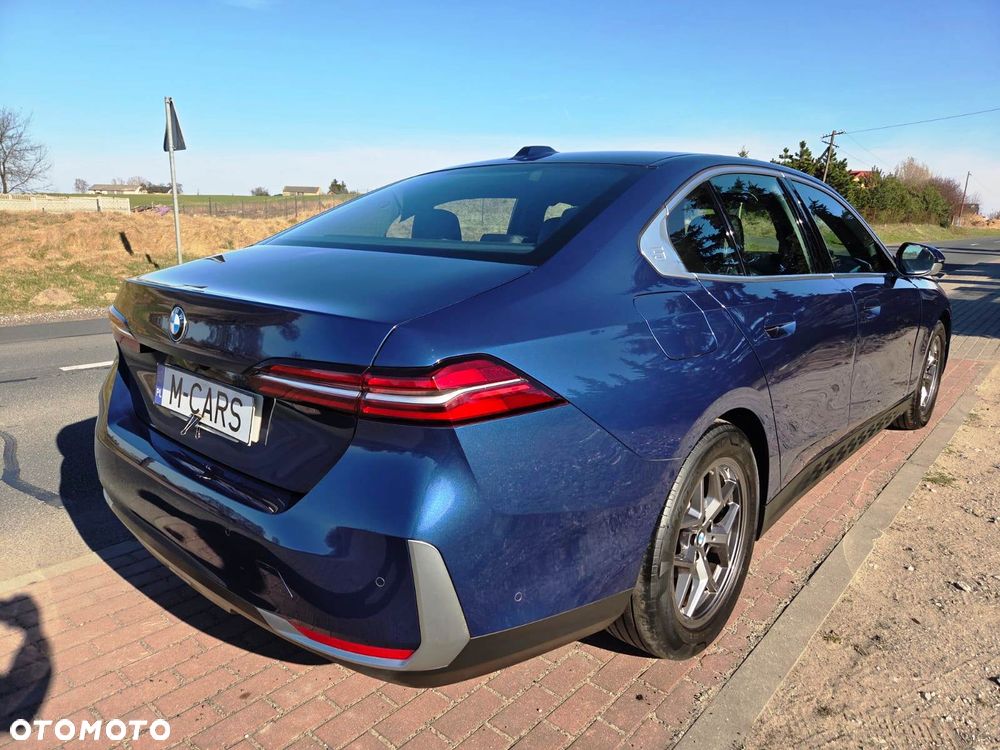 BMW Seria 5 ver-520d-mhev-m-sport - 1