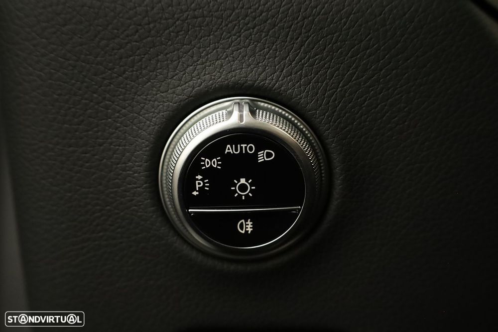 Mercedes-Benz GLC 300 de 4Matic 9G-TRONIC AMG Line Advanced - 19