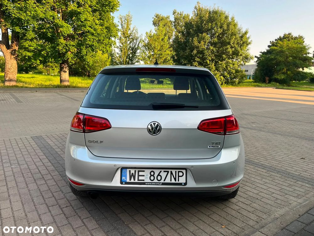 Volkswagen Golf 1.2 TSI BMT Comfortline - 12