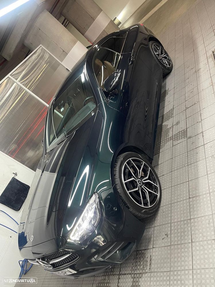 Mercedes-Benz E 300 - 4