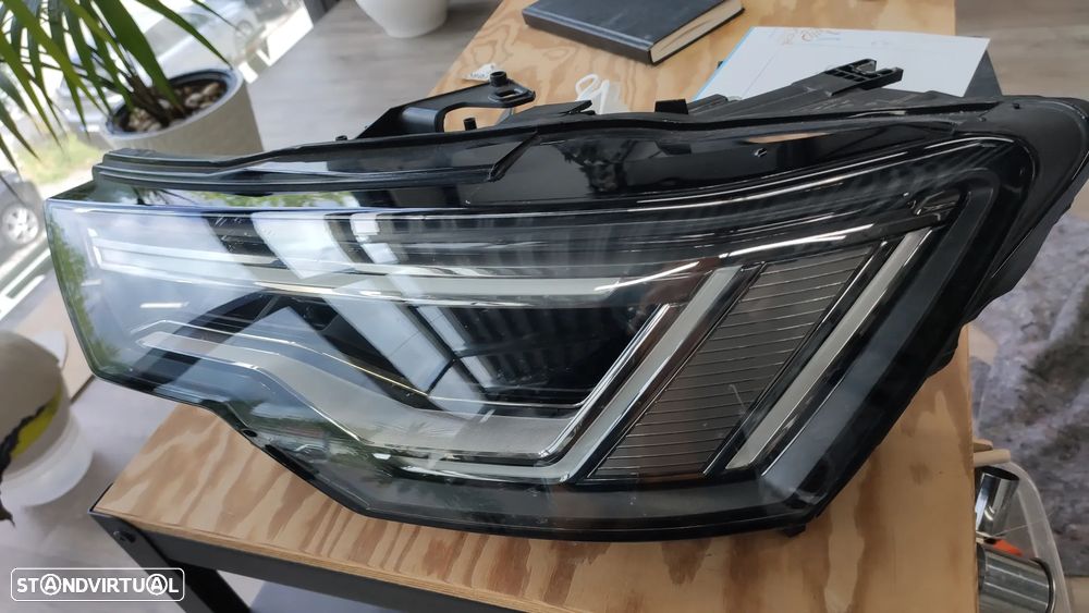 Farol esquerdo Audi A6 4K full Led - 4K0941039 - 4