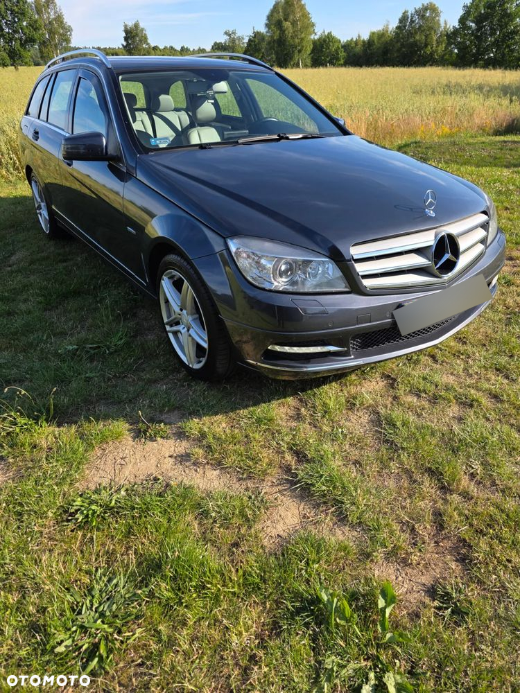 Mercedes-Benz Klasa C 250 CDI BlueEff Avantgarde 4-Matic - 4
