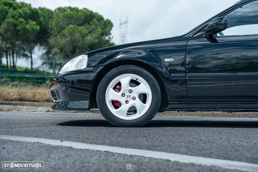 Honda Civic 1.6 VTi - 3
