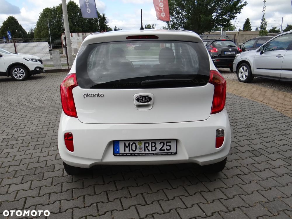 Kia Picanto 1.0 Dream Team Edition - 8