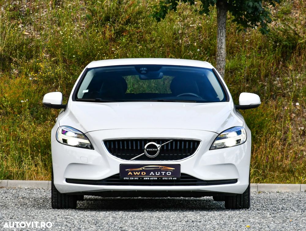 Volvo V40 D2 Momentum - 22