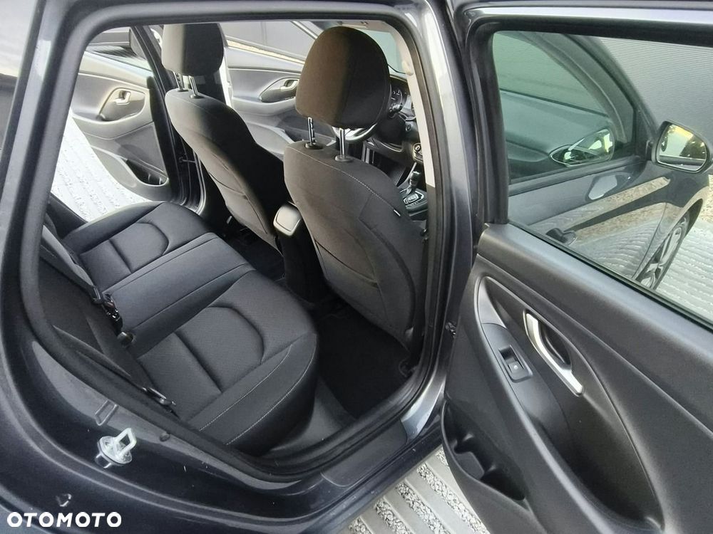Hyundai i30 - 19