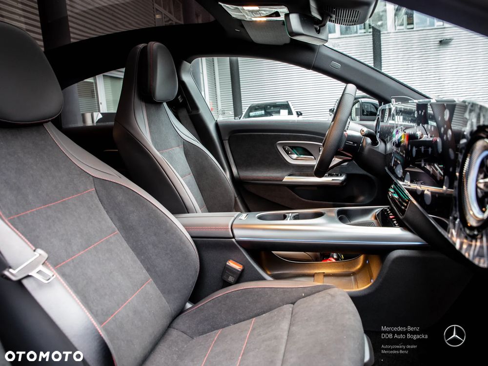 Mercedes-Benz CLA 220 mHEV 4-Matic 8G-DCT - 6