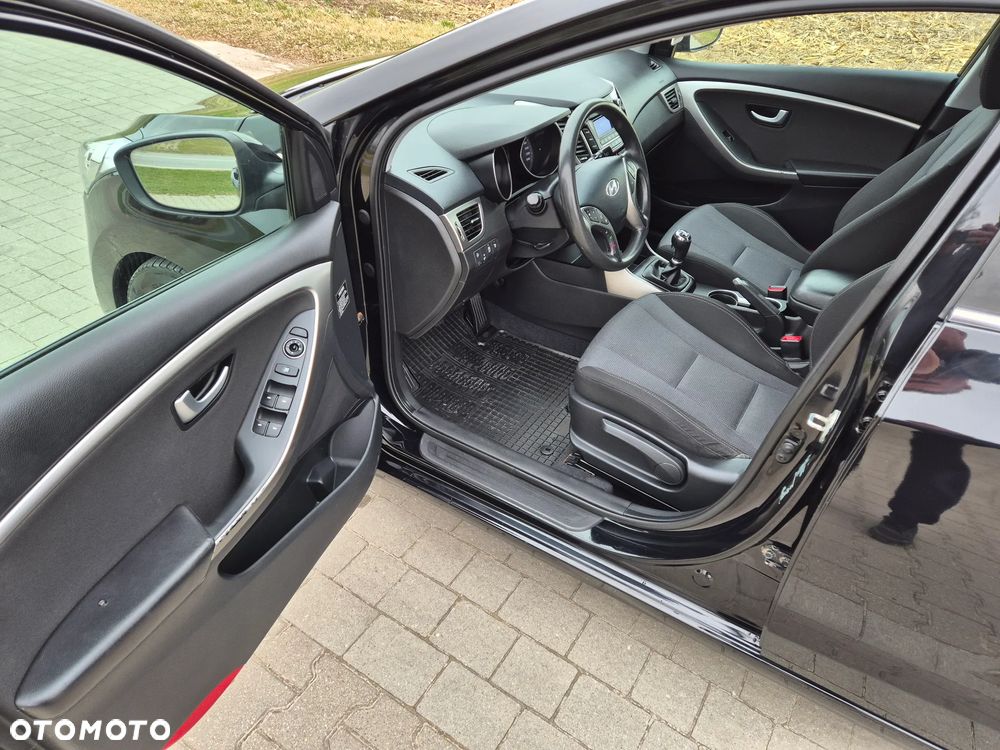 Hyundai i30 1.4 CRDi Trend - 8