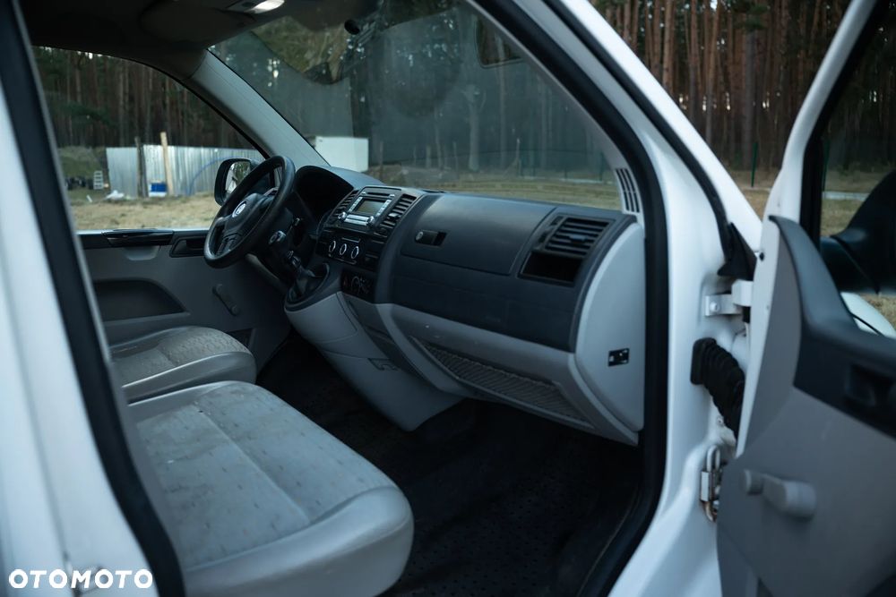 Volkswagen T5 - 31