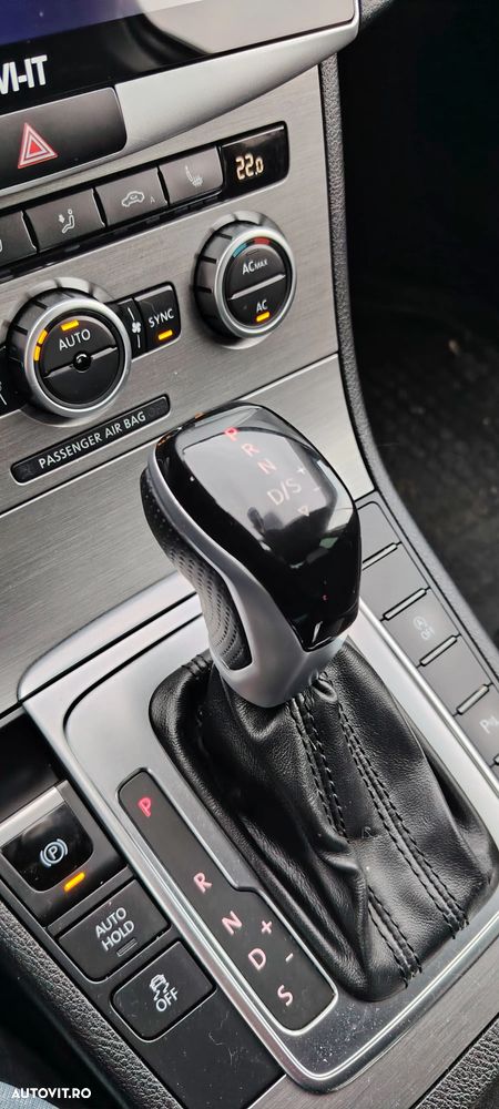 Volkswagen Passat 1.4 TSI Comfortline DSG - 6