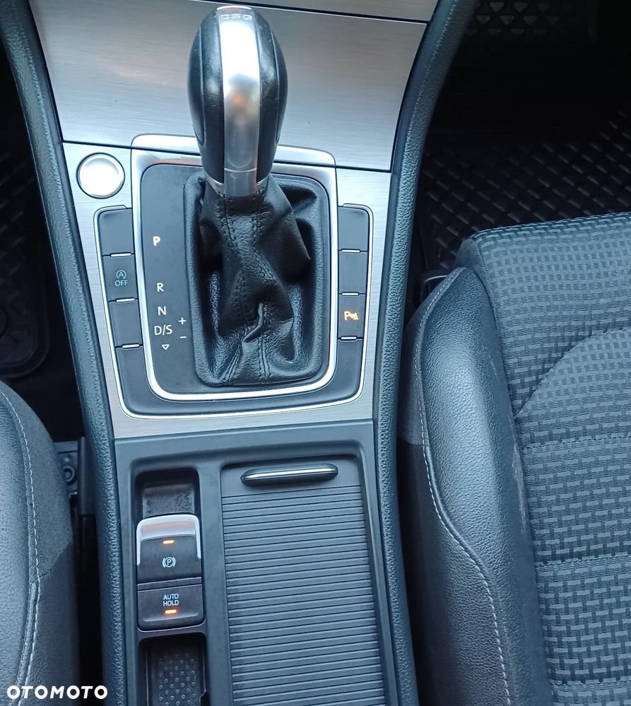 Volkswagen Golf 1.4 TSI (BlueMotion Technology) DSG Highline - 21