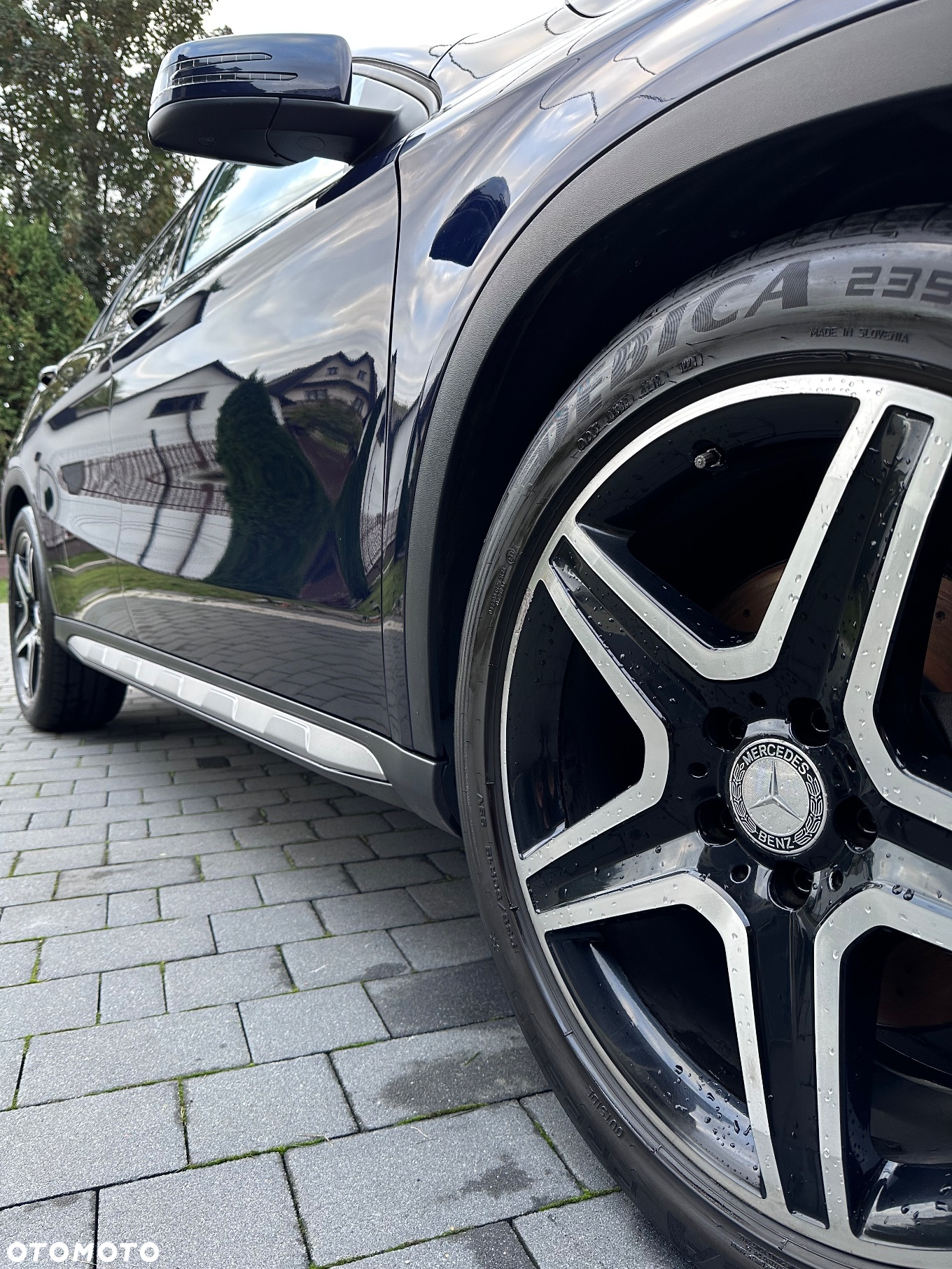 Mercedes-Benz GLA - 17