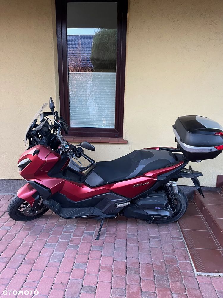 Honda ADV350 - 1