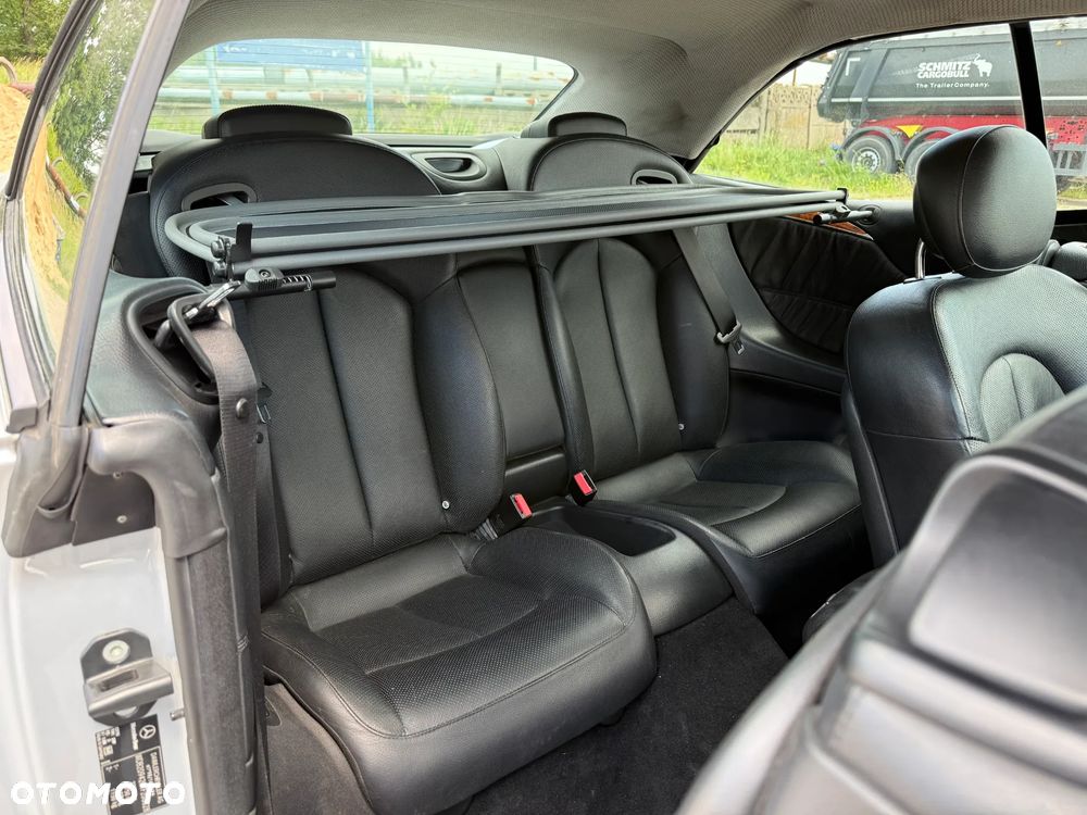 Mercedes-Benz CLK 320 CDI 7G-TRONIC Elegance - 25