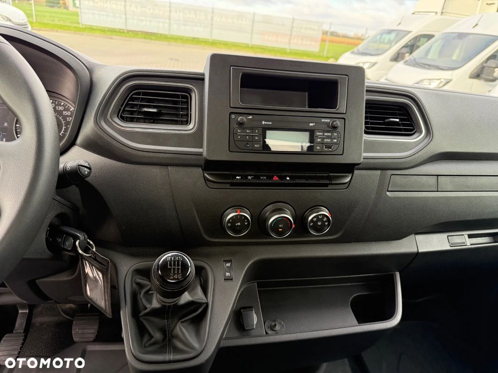 Renault Master - 11