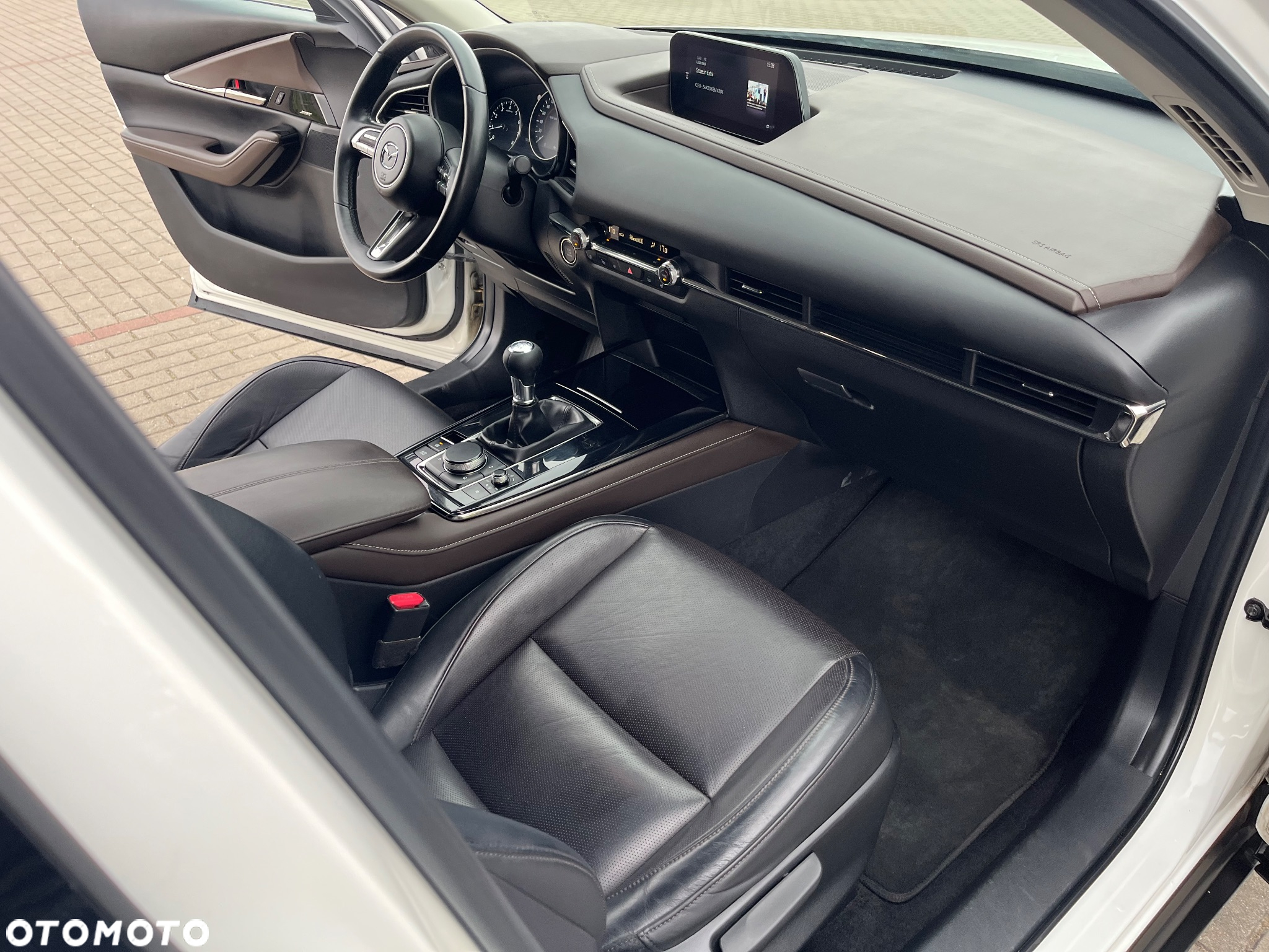 Mazda CX-30 e-SKYACTIV-X 2.0 M HYBRID - 32