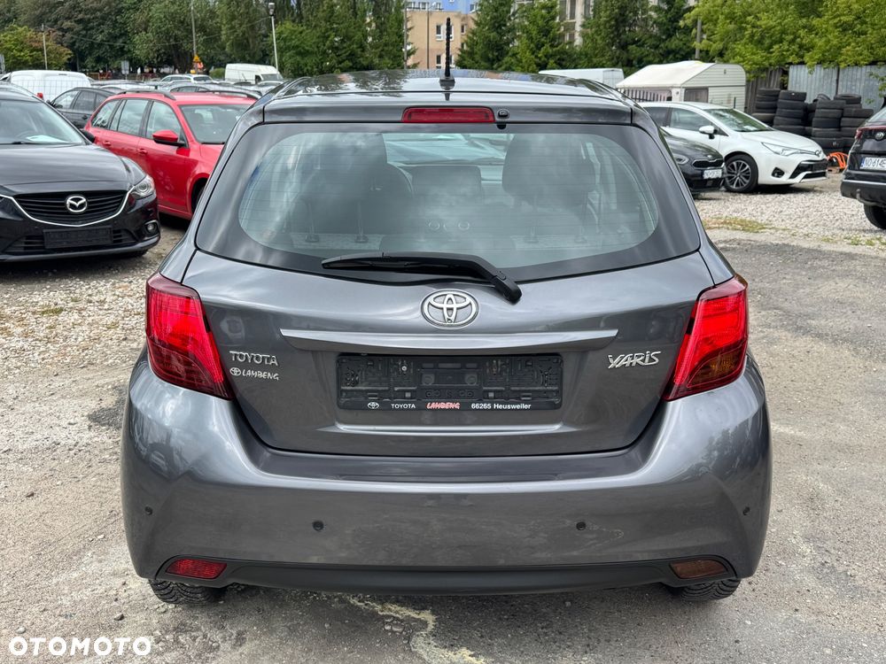 Toyota Yaris 1.33 VVT-i Style - 8