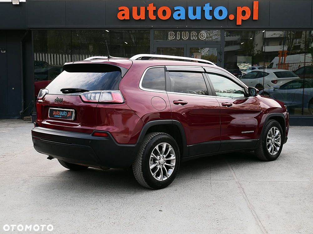 Jeep Cherokee - 21