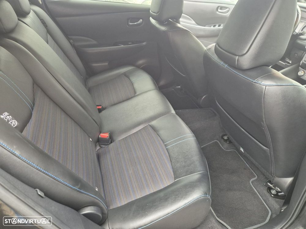Nissan Leaf - 8