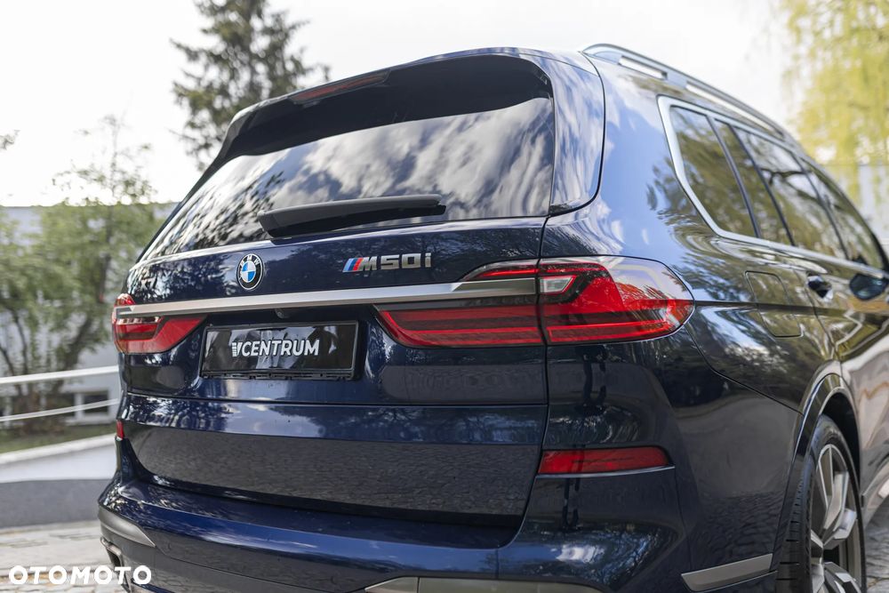 BMW X7 M50i sport - 14