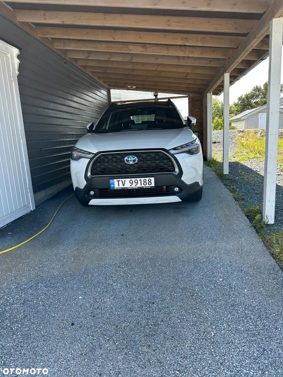 Toyota Corolla Cross 2.0 Hybrid Executive AWD - 12