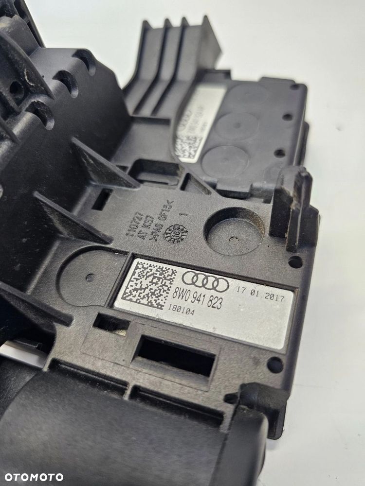 ROZDZIELACZ PRĄDU AUDI A4 B9 A5 8W 8W0941823 8W0941824AP - 8