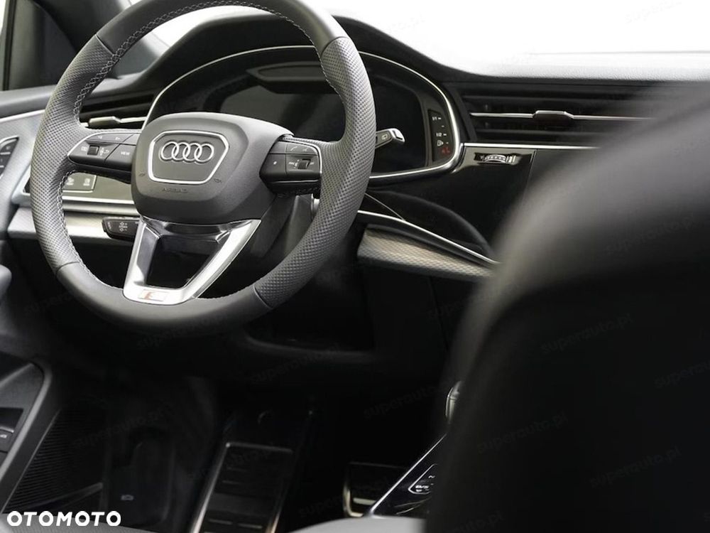 Audi Q8 TFSI e PHEV 360 kW Quattro Tiptronic - 8