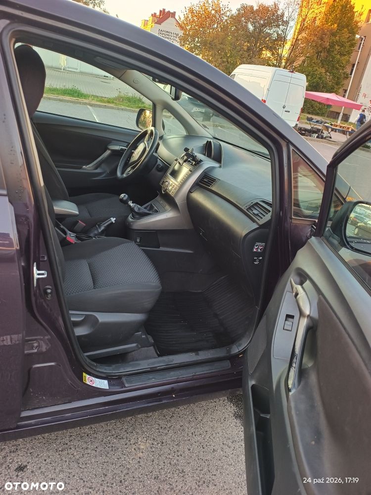 Toyota Verso - 4