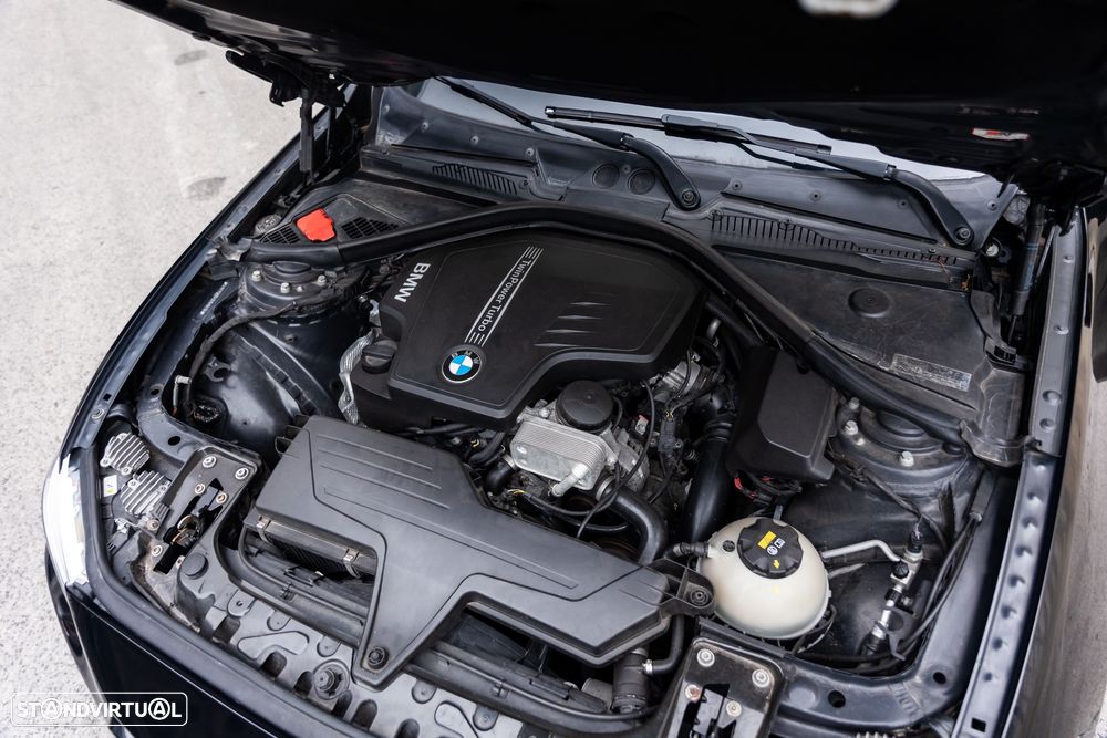 BMW 228 - 32