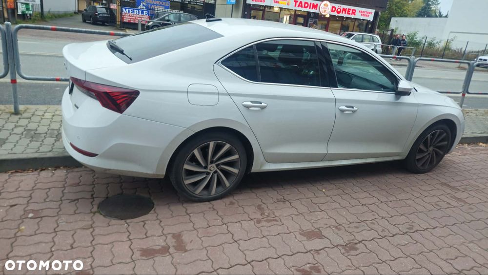 Skoda Octavia 2021 photo 3