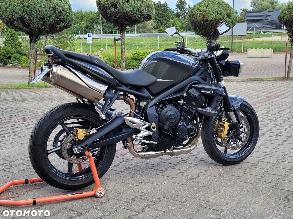 Triumph Street Triple - 13