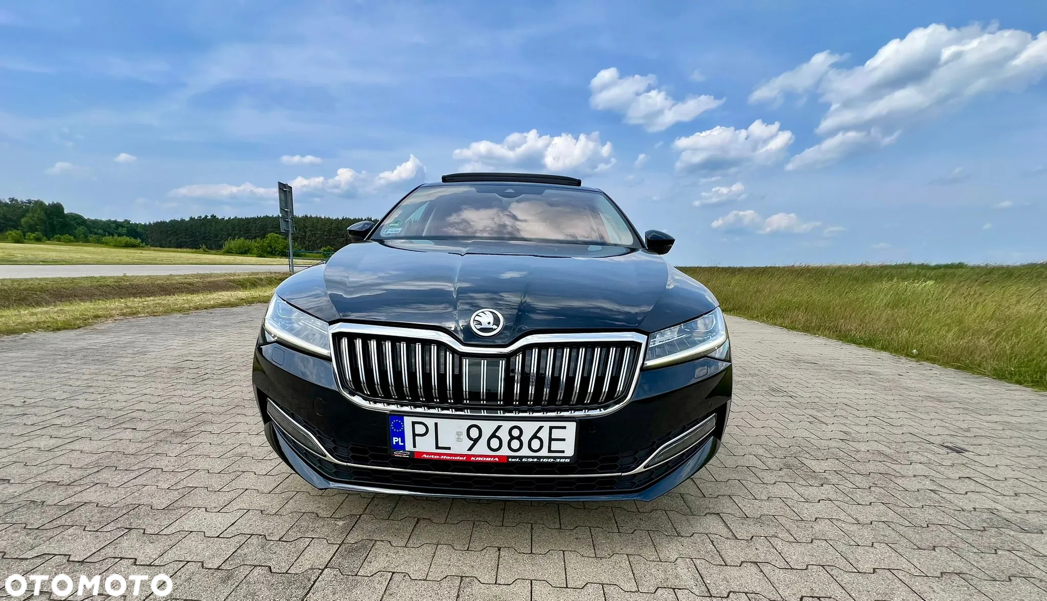 Skoda Superb 2.0 TDI L&K DSG - 8