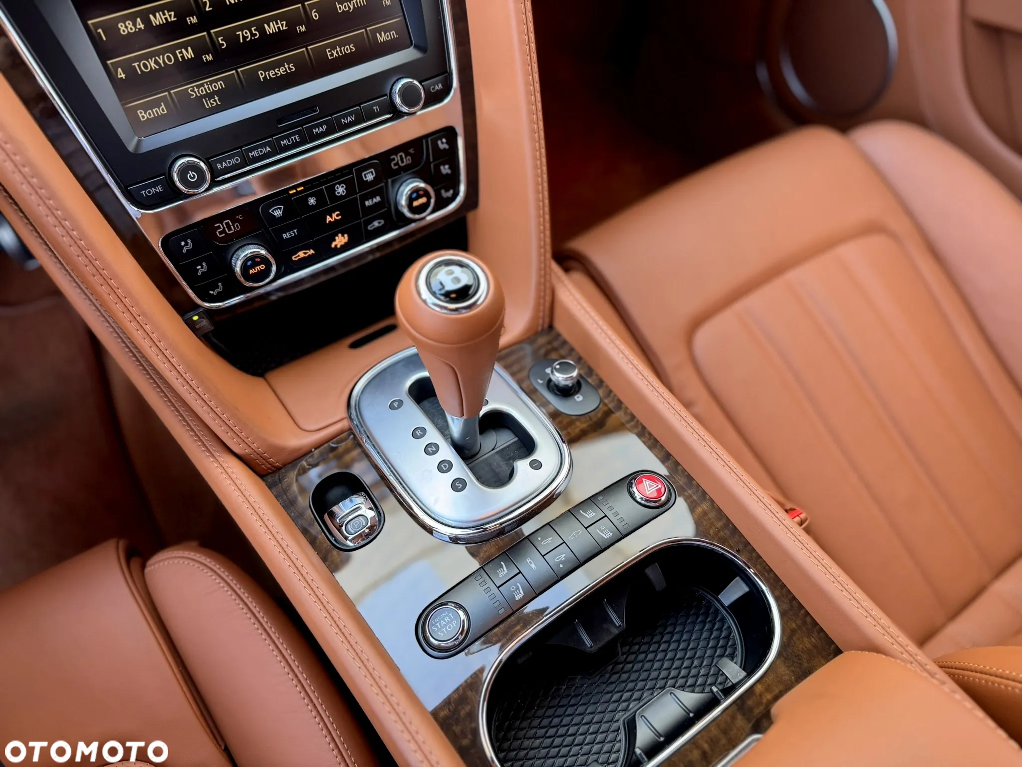 Bentley Continental GT - 14