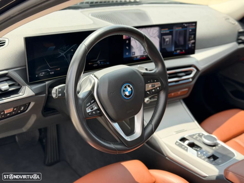 BMW 320 e Aut. - 13