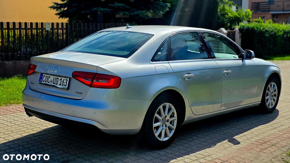 Audi A4 Limousine 1.8 TFSI Ambiente - 15