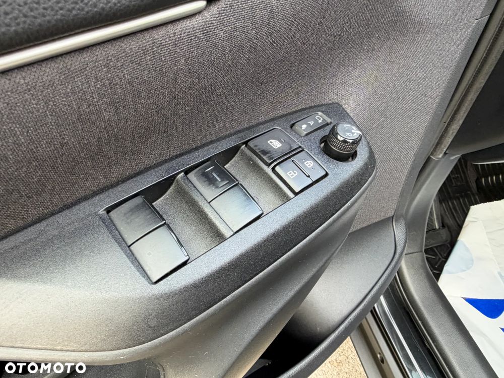 Toyota Yaris Cross Hybrid 1.5 Comfort - 31