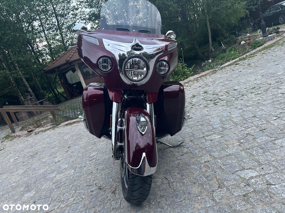 Indian Roadmaster - 8