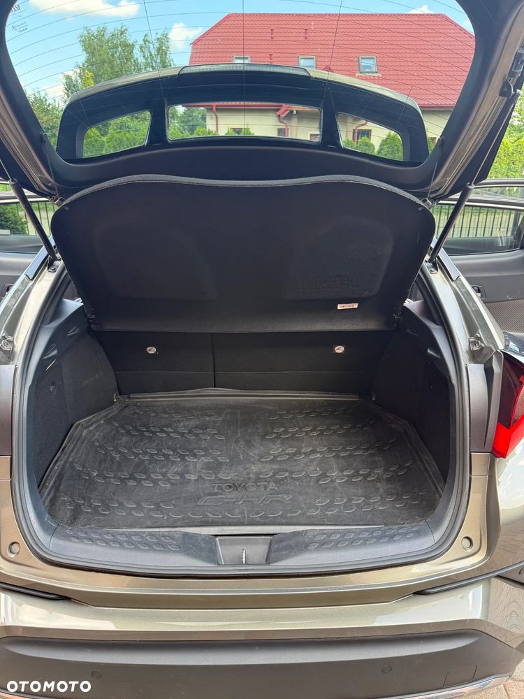 Toyota C-HR 2.0 Hybrid Executive - 25