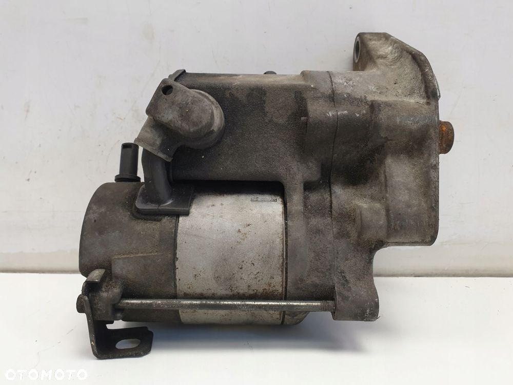 ROZRUSZNIK Corolla E12 1.4 D4D ROZRUSZNIK denso 28100-33070 - 3