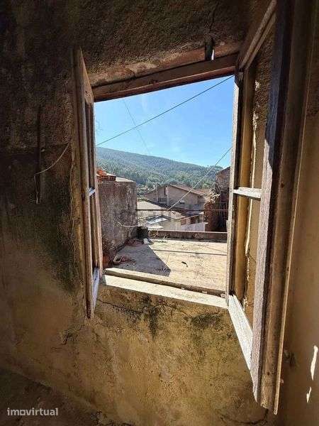 Moradia T3 p/ Reconstrução na Trémoa – Coimbra / Metro Mondego - Grande imagem: 4/12